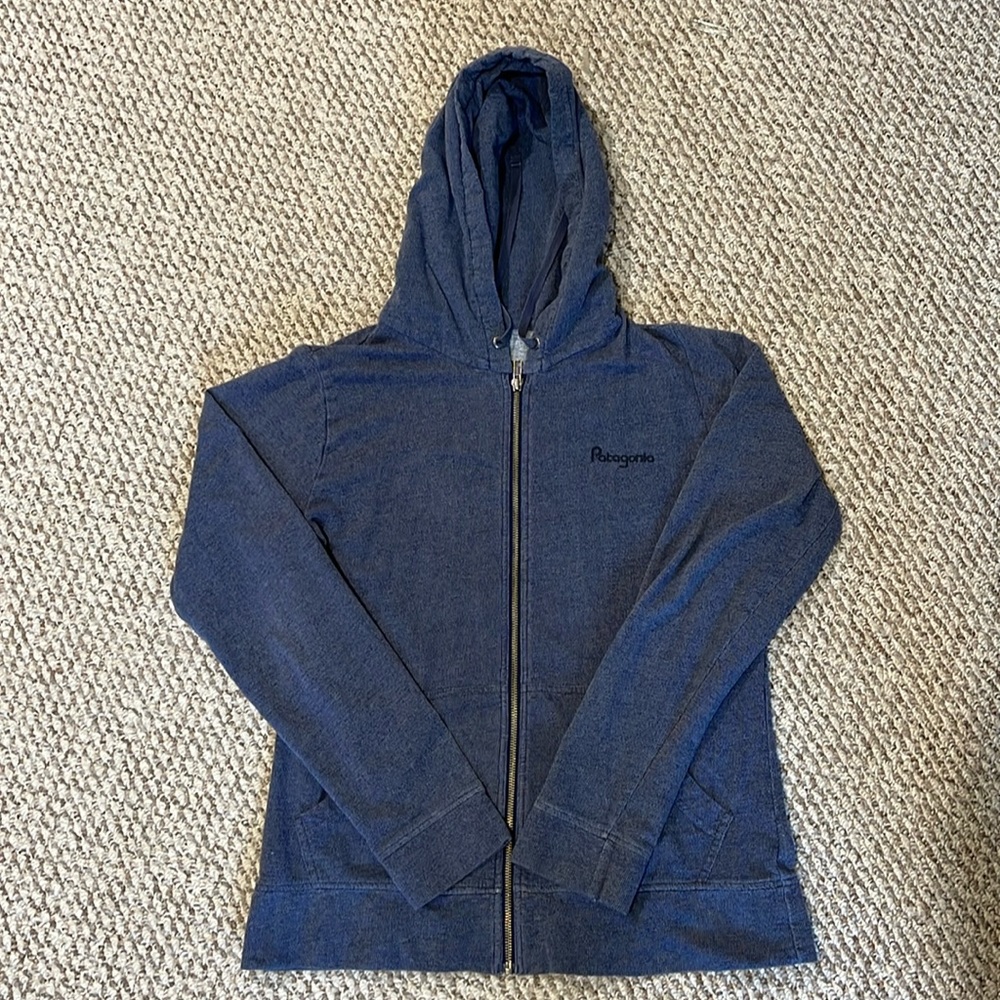 GUC Patagonia zip up lightweight sweatshirt (M)